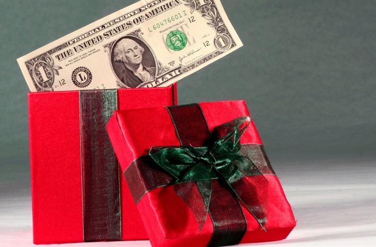 Watch Out for Holiday Scams!