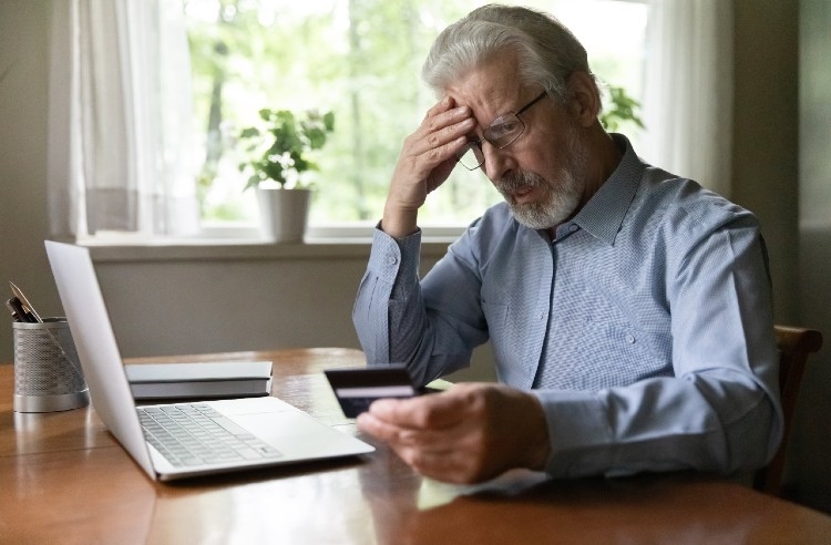 Protecting Seniors from Fraud: Spot the Signs, Stop the Scammers