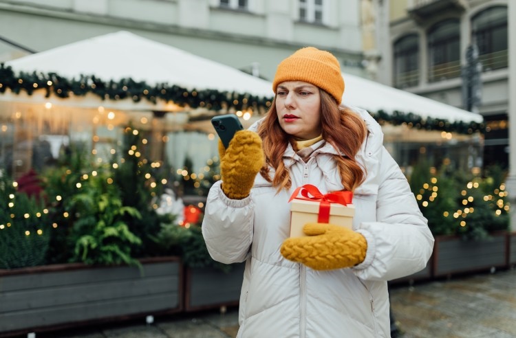 Holiday Scams to Watch Out For This Season