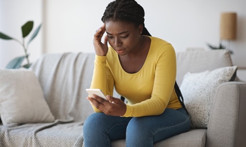 Package Delivery Scams: That Text About a...